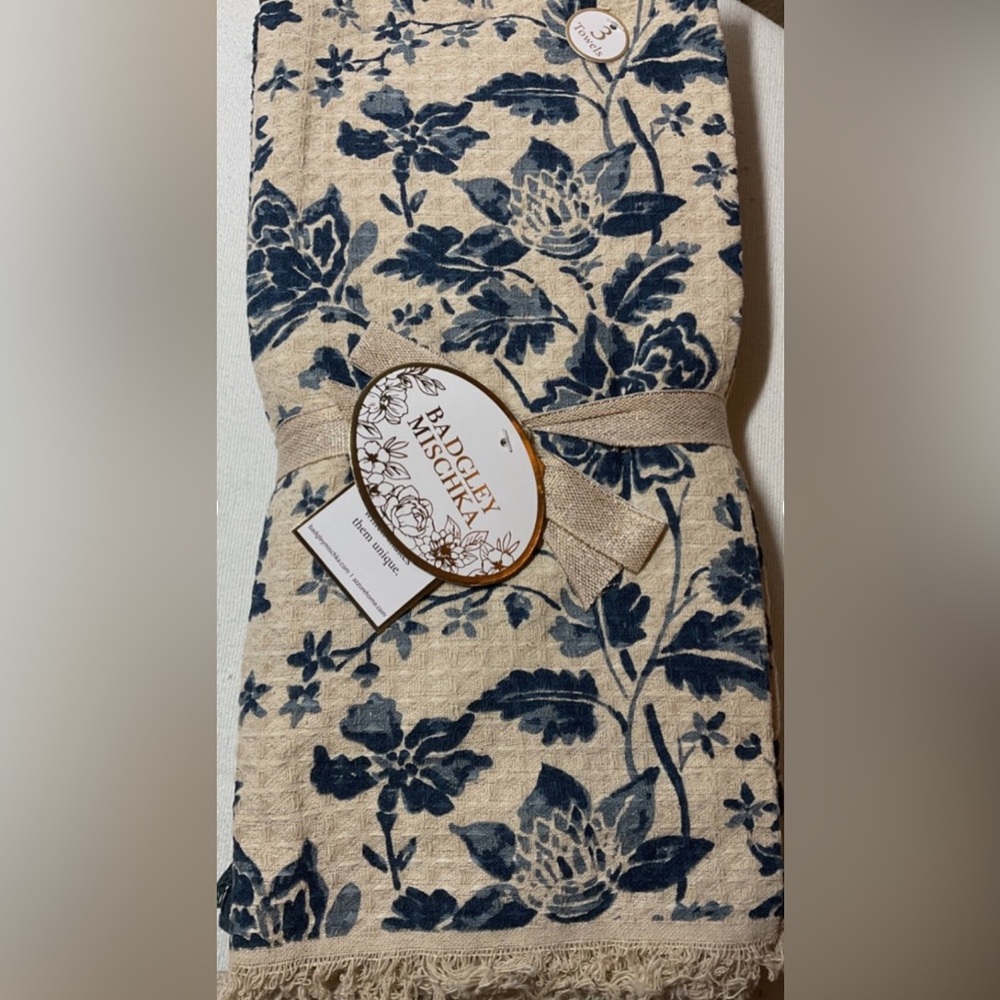 BADGLEY MISCHKA KITCHEN TOWELS (3) BLUE WAFFLE CREAM 100% COTTON NWT